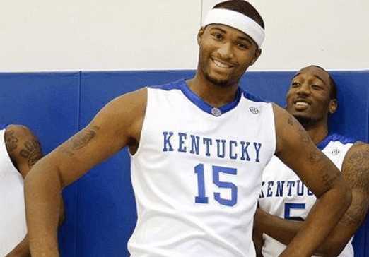 方面进行努 方面进行努