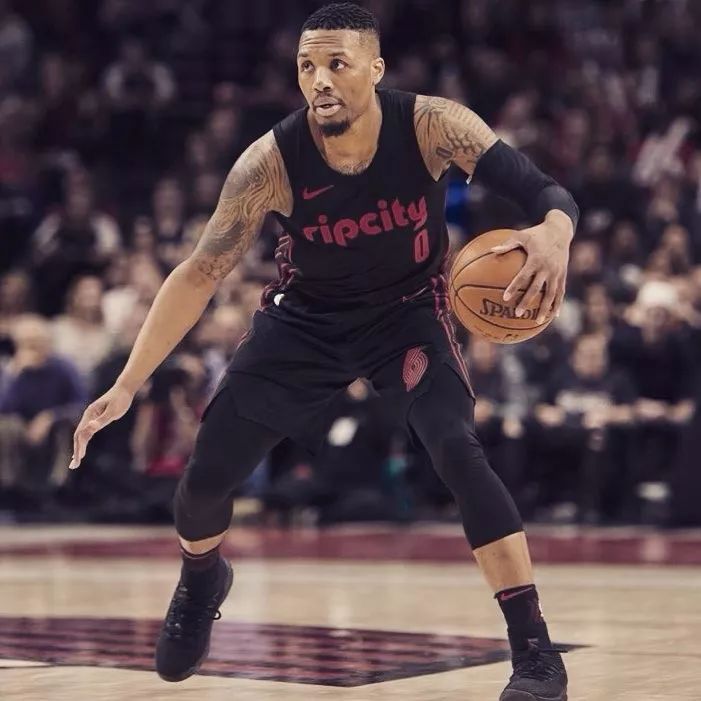 在多个方面 在多个方面