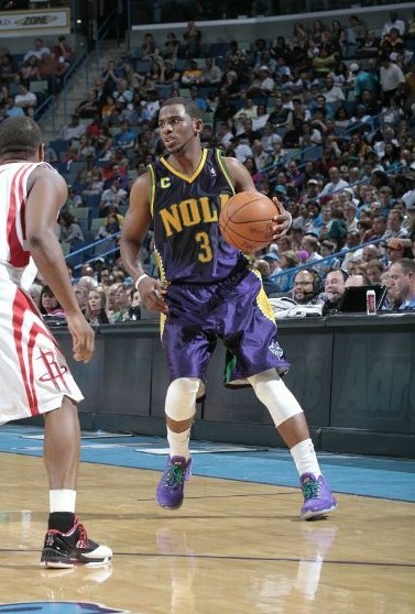 及社媒互动 及社媒互动