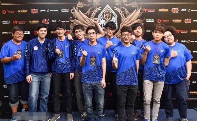 现依然抢眼 现依然抢眼